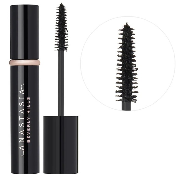 Anastasia Beverly Hills Other - Anastasia Beverly Hills
Lash Sculpt Lengthening & Volumizing Mascara